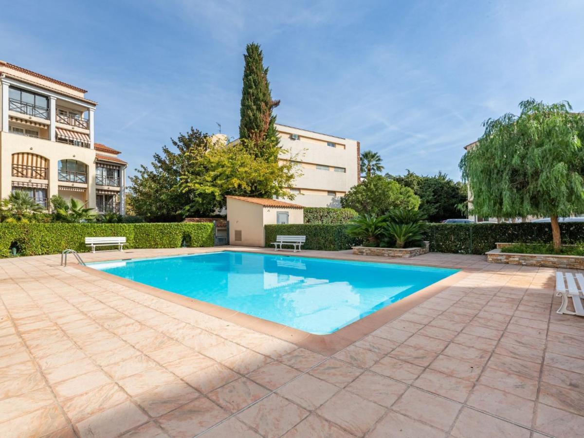 Apartment Les Coralines-5 By Interhome Sainte-Maxime Eksteriør bilde